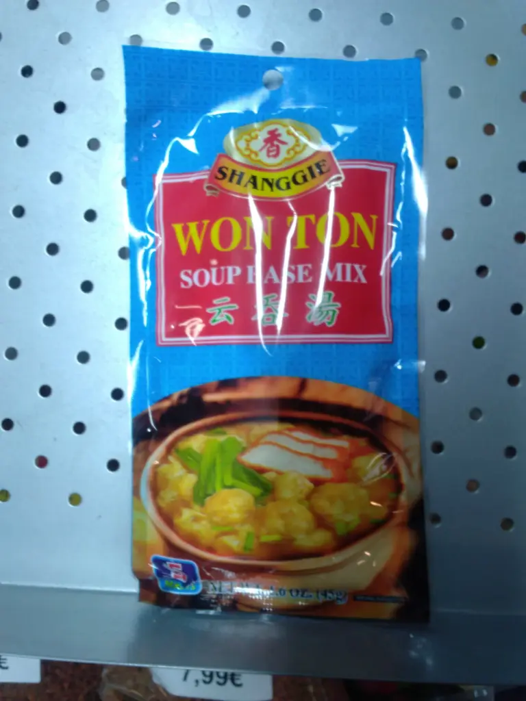 shanggie wonton soup base mix 45g (copy)