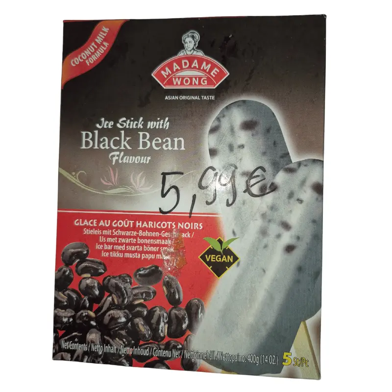 Eis am Stiel mit schwarzer Bohne
