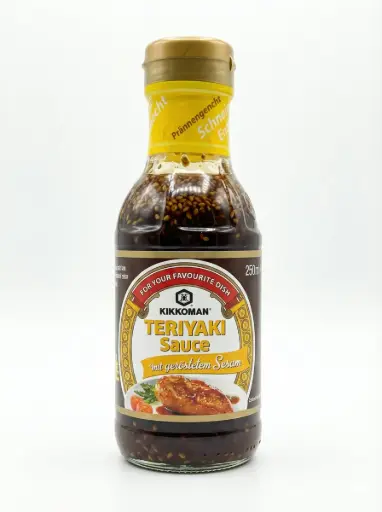 KIKKOMAN TERIYAKI Sauce mit geröstetem Sesam